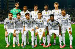 开云体育app-皇马完胜曼联，库尔图瓦统治全场