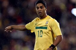 开云体育登录-时空交错深圳队与湖人幻境对决，锡安39+15上演巨兽制胜法则