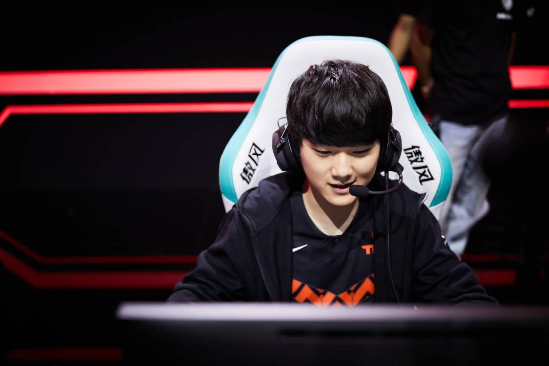 DRX2绝杀TSM,Knight惊艳世界的简单介绍 DRX2绝杀TSM,Knight惊艳世界的简单介绍