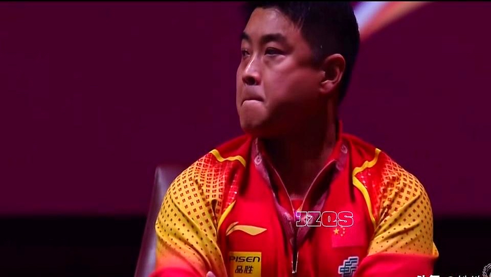 法国乒乓球队血洗中国乒乓球队,王皓统治全场 法国乒乓球队血洗中国乒乓球队,王皓统治全场