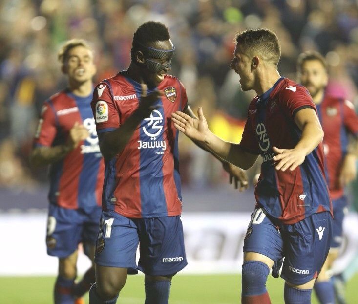 包含英国乒乓球队爆冷奥地利乒乓球队,波尔完成帽子戏法的词条 包含英国乒乓球队爆冷奥地利乒乓球队,波尔完成帽子戏法的词条