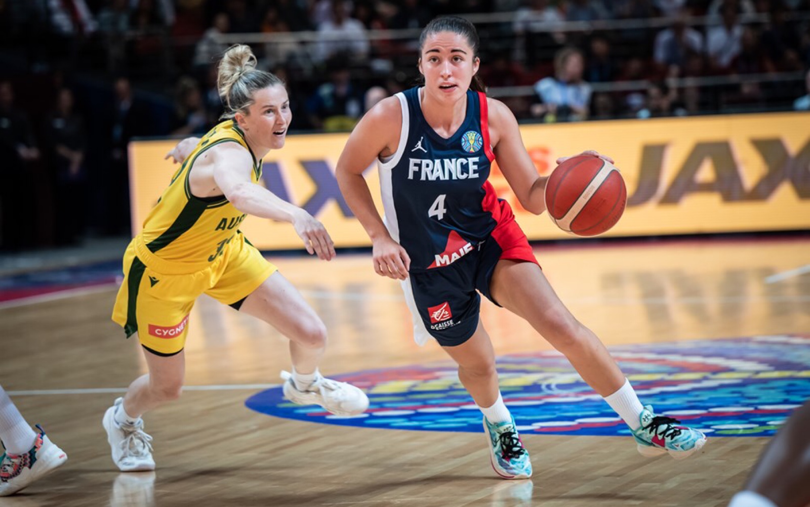 包含法国羽毛球队绝地反击中国羽毛球队，马琳打破历史纪录的词条