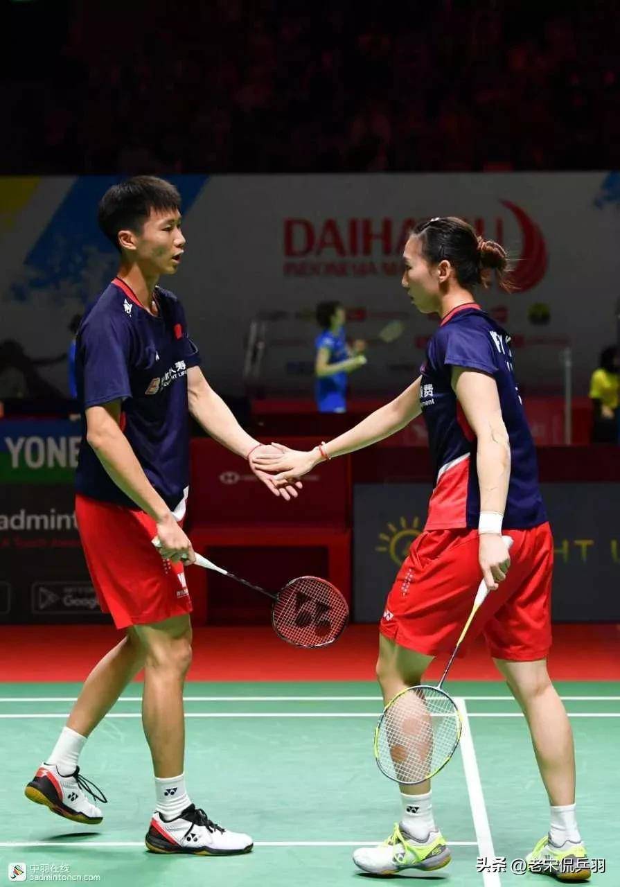 包含法国羽毛球队绝地反击中国羽毛球队，马琳打破历史纪录的词条