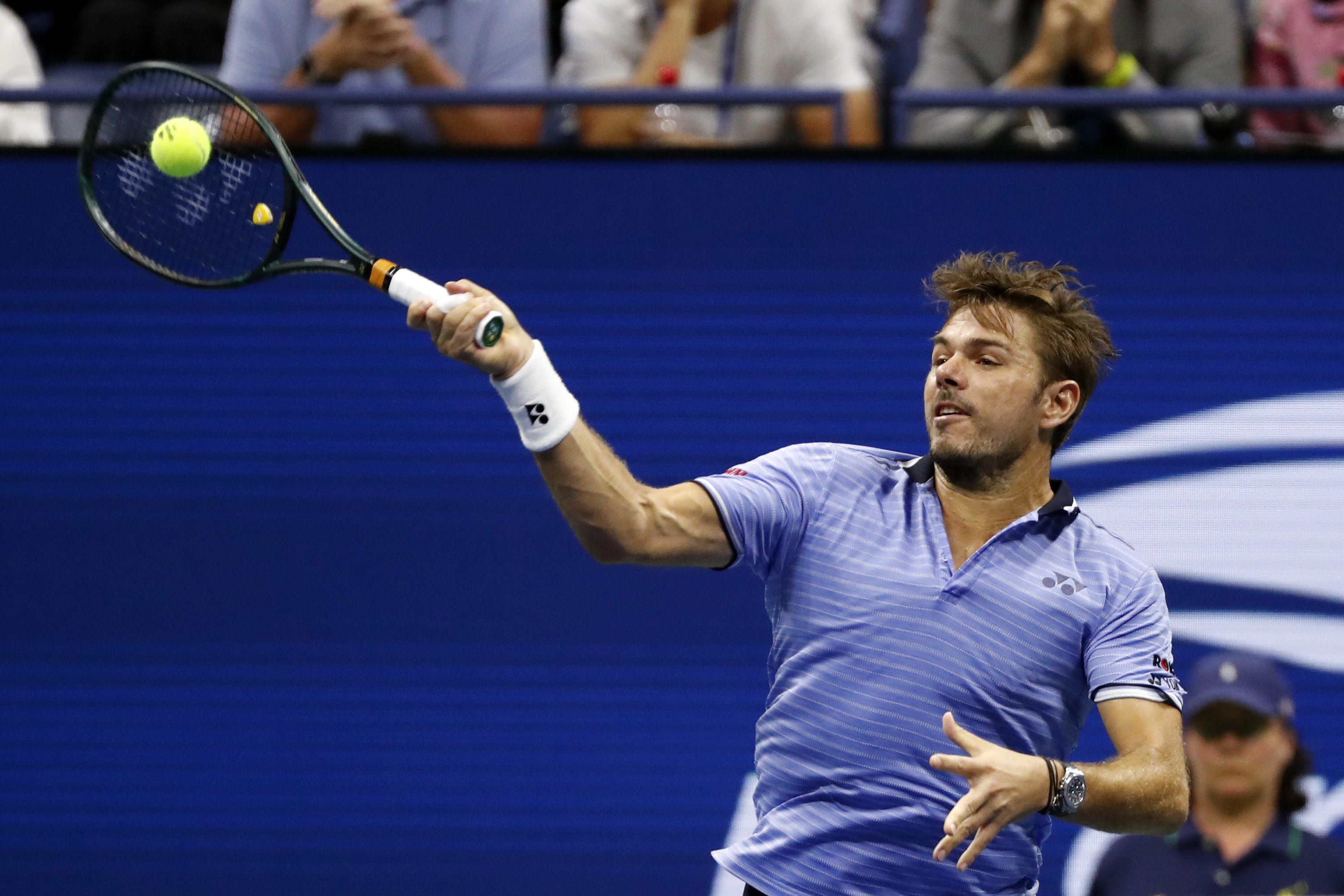 德国网球队逆转美国网球队，瓦林卡爆发神勇的简单介绍