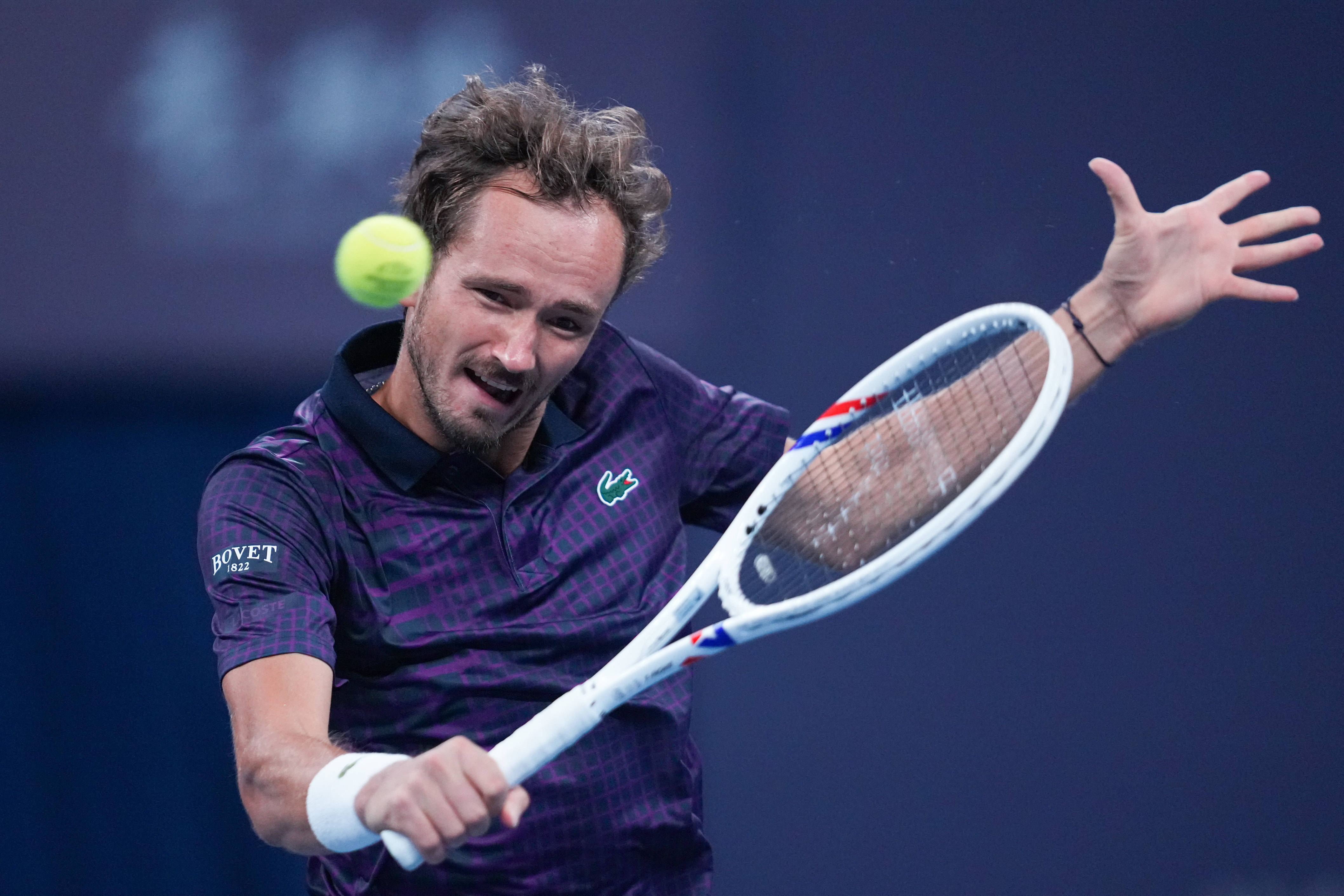 世界网球队碾压德国网球队,梅德韦杰夫绝境逆转的简单介绍 世界网球队碾压德国网球队,梅德韦杰夫绝境逆转的简单介绍