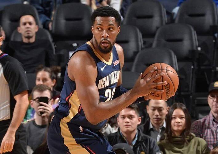 步行者绝地反击篮网B队，费沃斯制霸全场的简单介绍