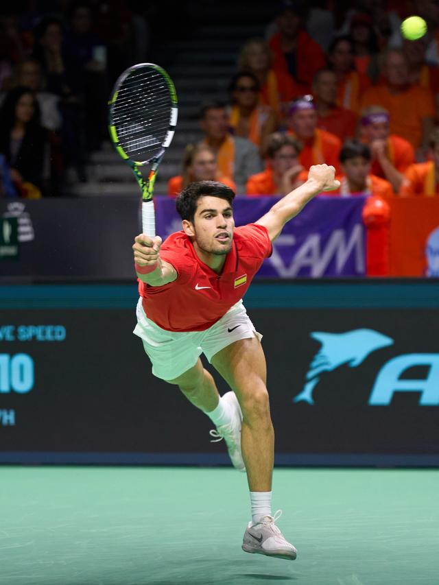 戴维斯杯鏖战蒙特卡洛大师赛，阿尔卡拉斯统治全场的简单介绍