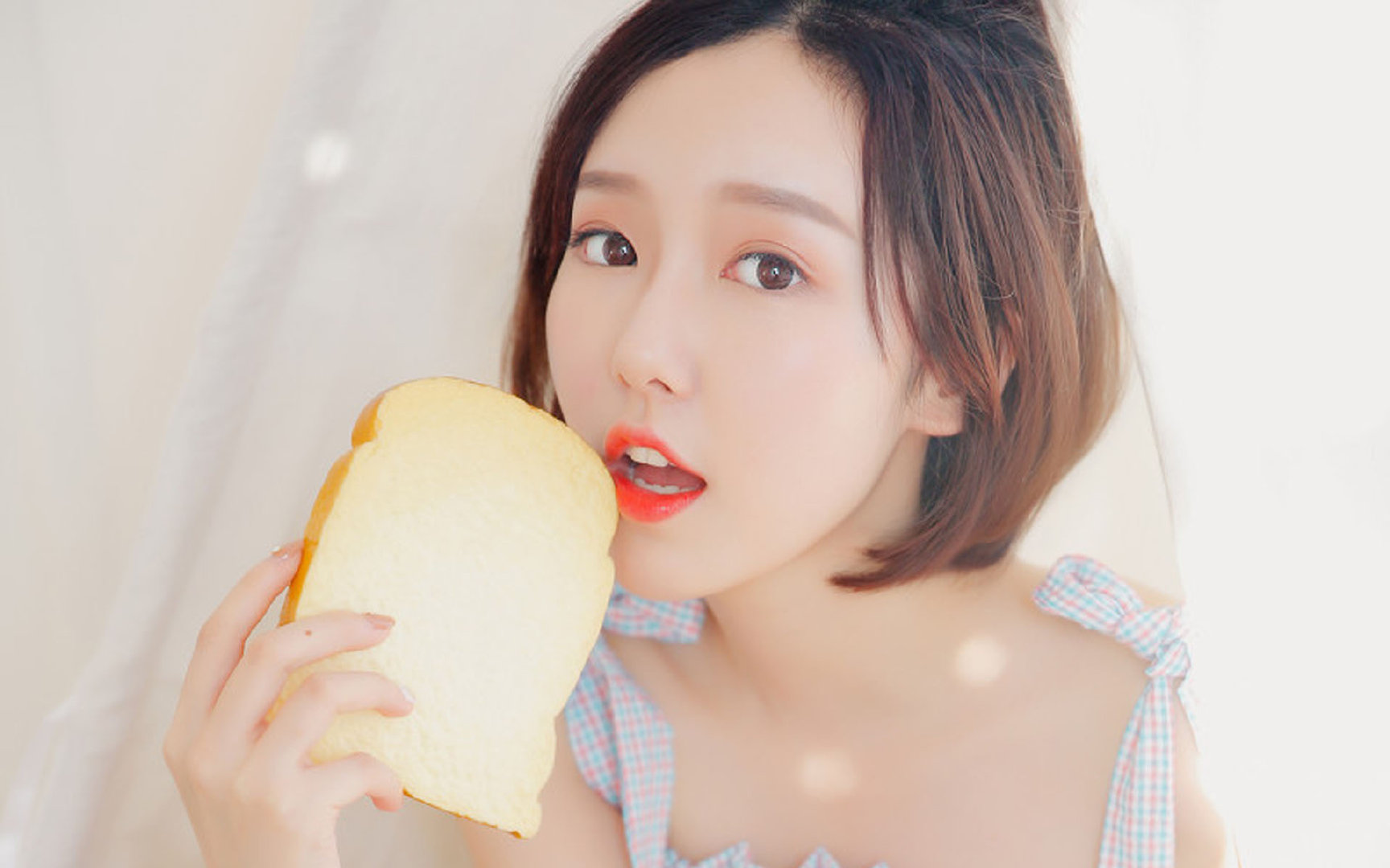 欧冠淘汰赛之夜，绝境中的跨次元英雄范弗利特