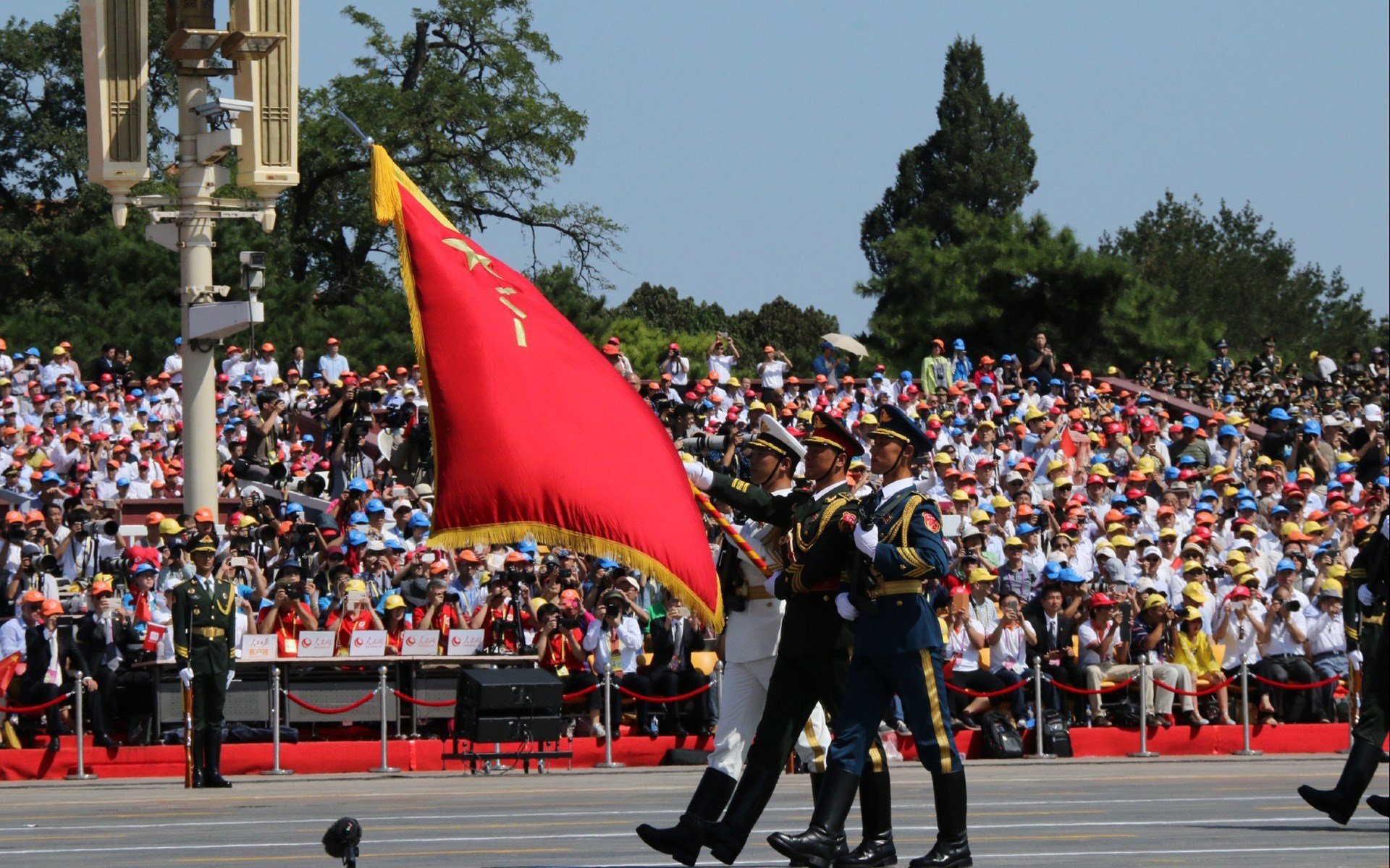 跨界风暴,伊朗历史性封锁加拿大,德国球星哈弗茨成胜负手