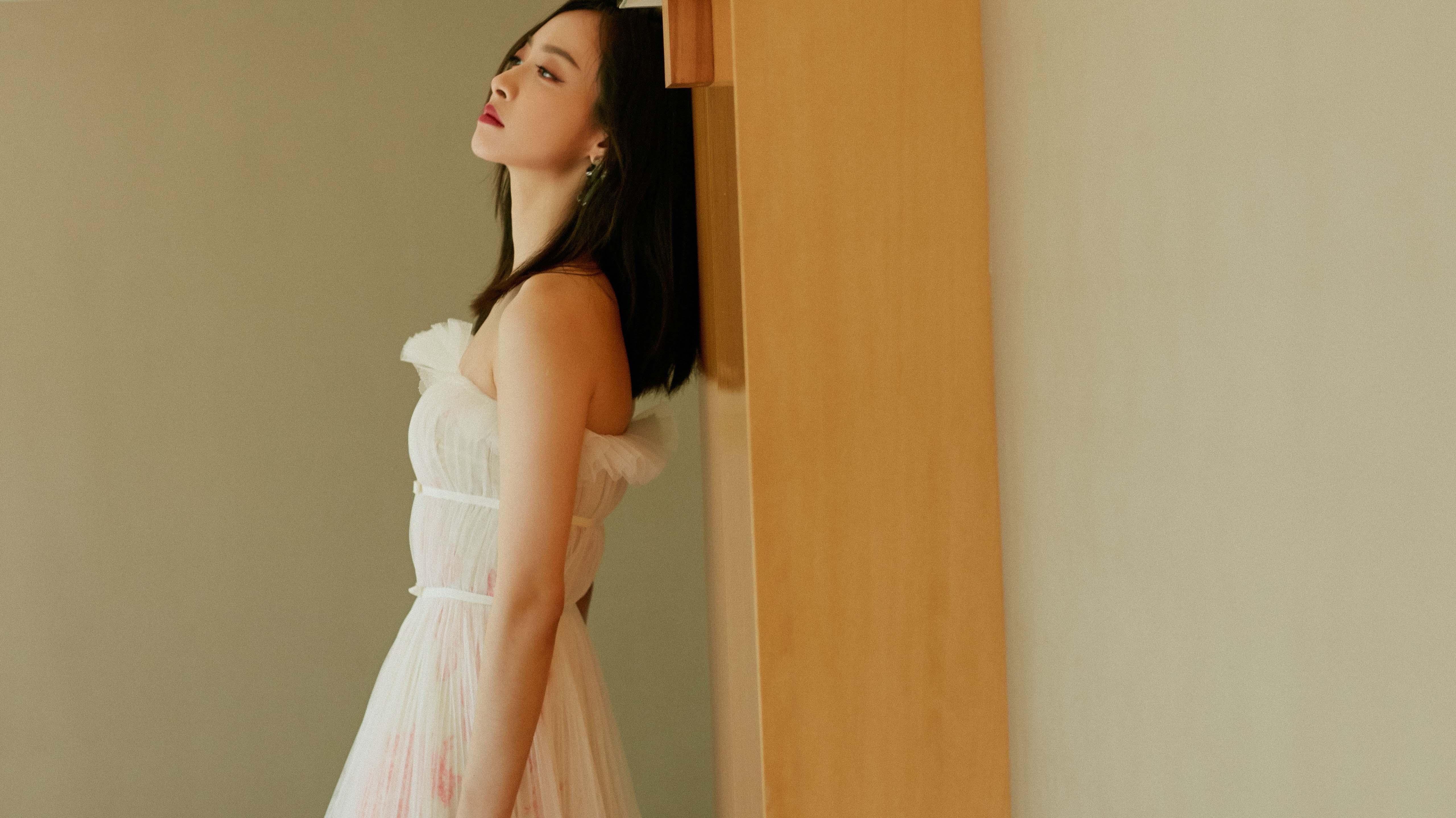 选择的重量，当太阳升起时，哈登已在悬崖边接过了整个世界