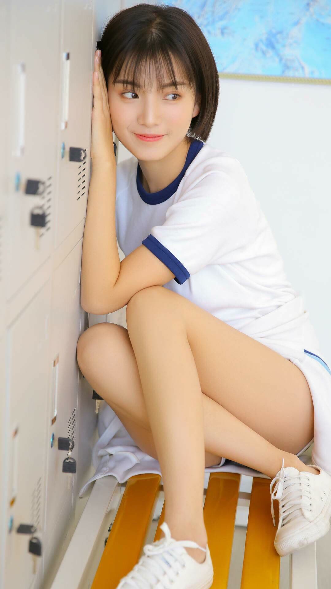 双雄记，当勒沃库森的铁蹄横扫瑞士，劳塔罗的利刃已为欧冠出鞘