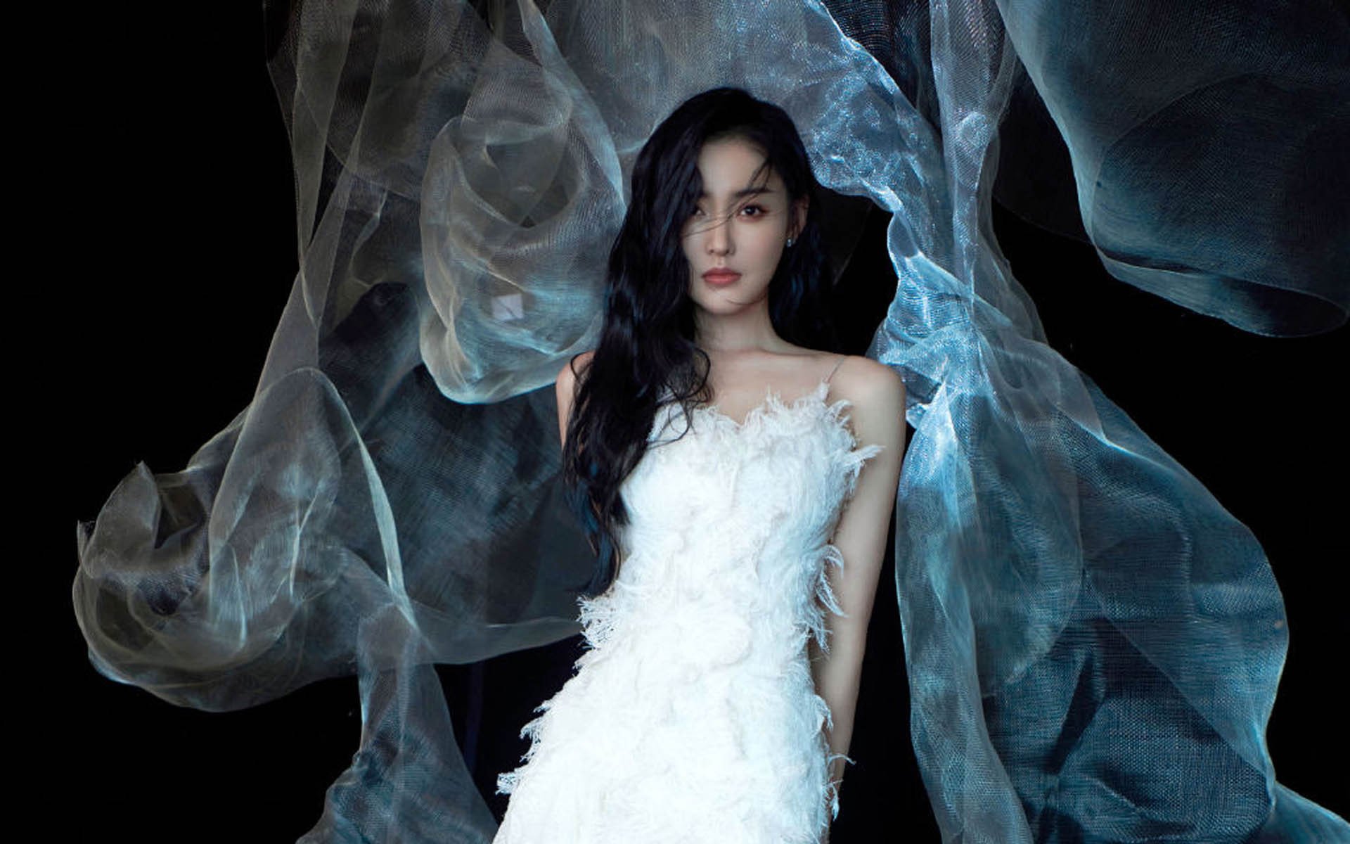 绿茵赛道，莱比锡红牛在F1式街道赛焦点战中稳稳拿下埃及劲旅